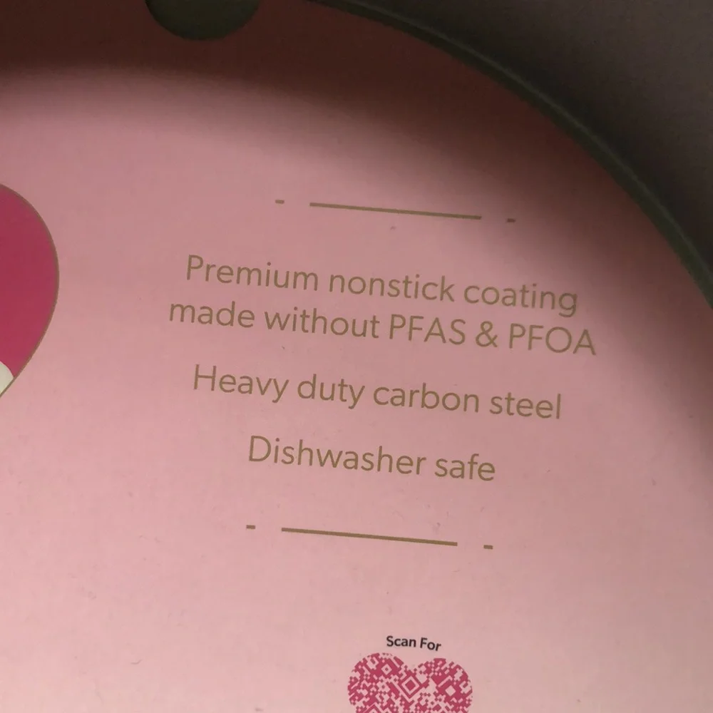Paris Hilton Pink and Silver 9 inch Cake Pan
